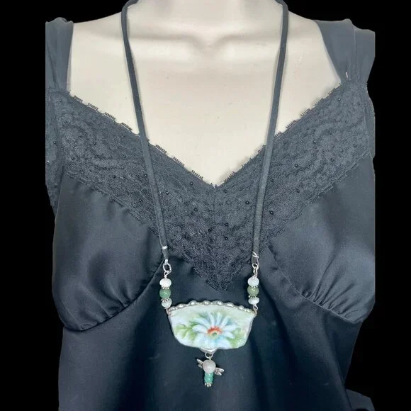 Broken China Pendant Necklace With Jade Dragonfly Charm & Silver Metalwork - Picture 6 of 10